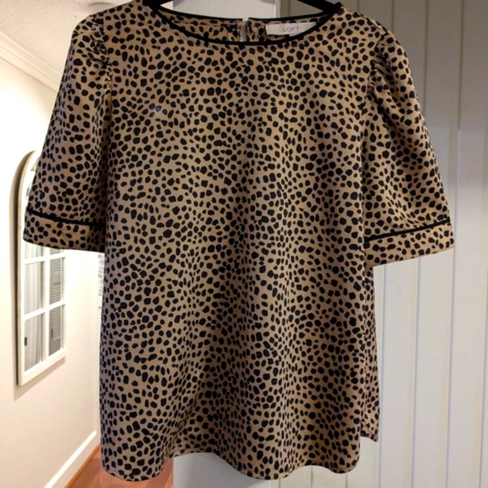 LOFT Black and Tan Leopard-Print Short Sleeve Blouse
